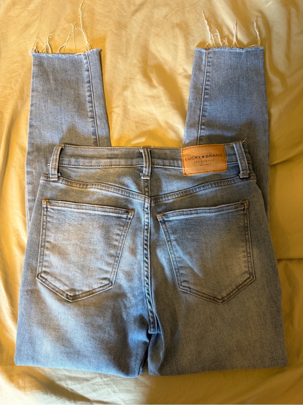 Lucky Brand Light Blue Cropped Raw-Hem Women's Jeans